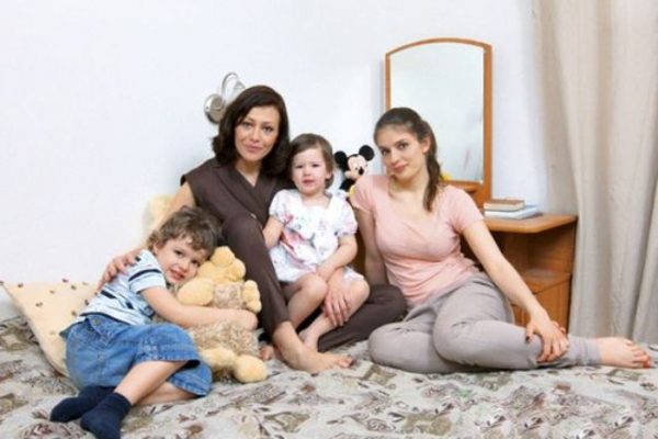Знаменитые российские мамочки-одиночки, брошенные своими мужьями